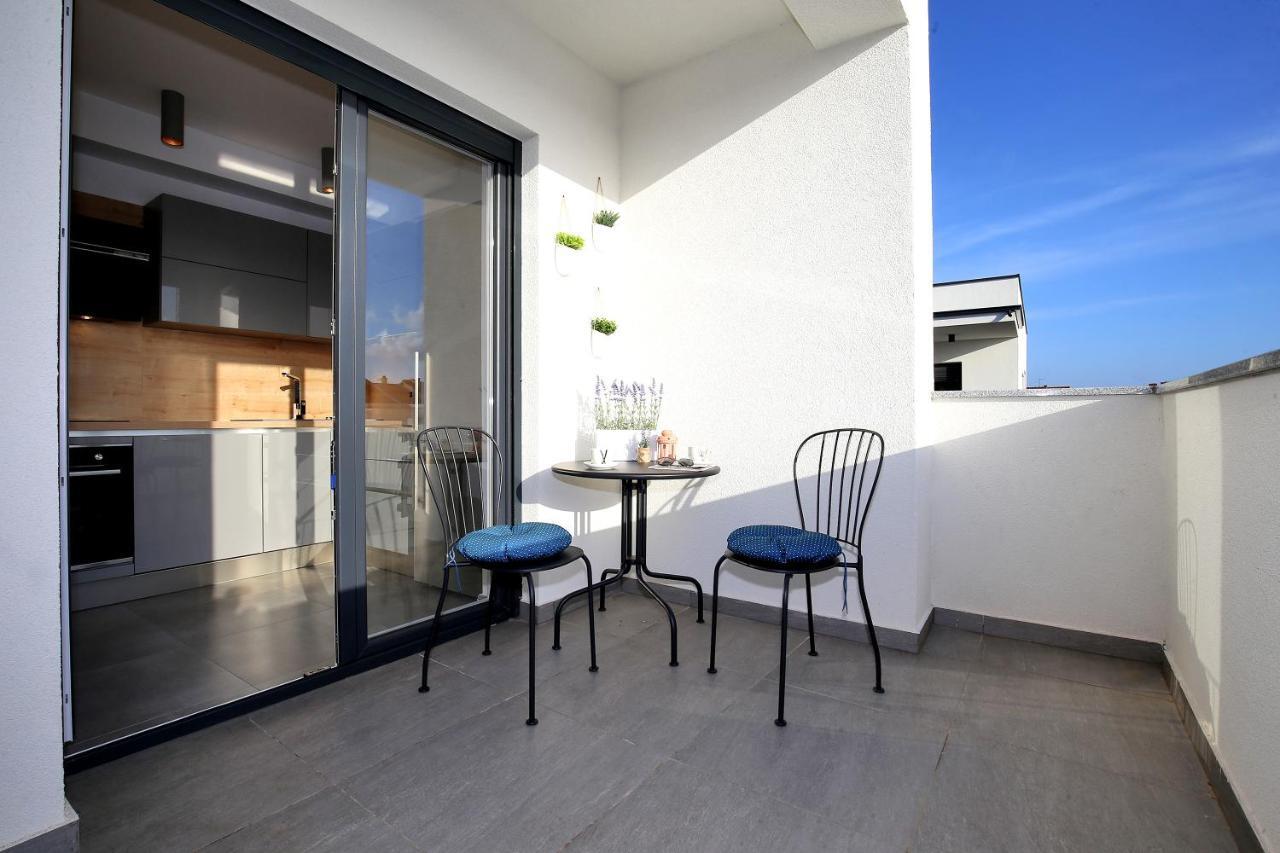 Esso Roof Terrace Apartment Zara Esterno foto