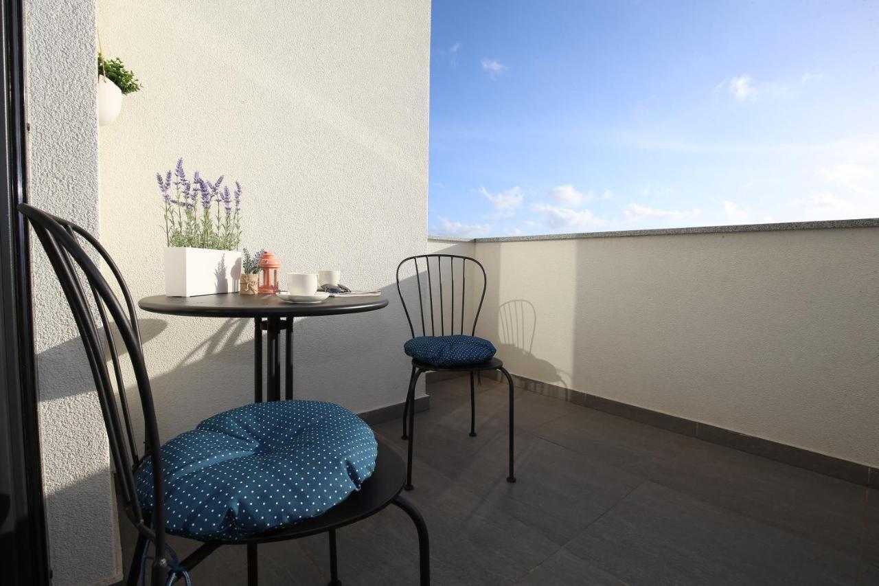 Esso Roof Terrace Apartment Zara Esterno foto